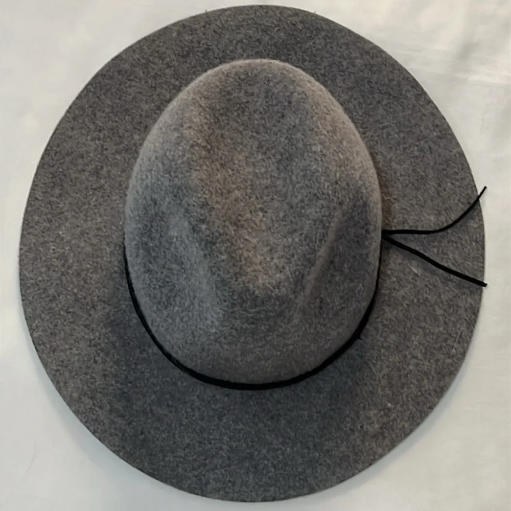 Gap 100% Wool Hat